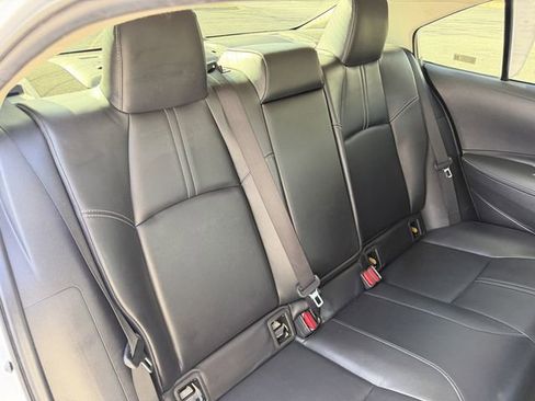 Used 2023 Toyota Corolla XLE FWD image 31