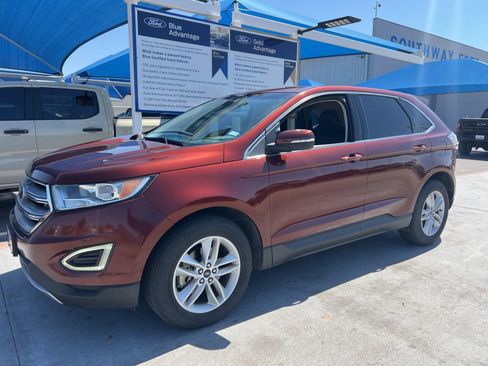 Used 2015 Ford Edge SEL w/ Equipment Group 201A image 2