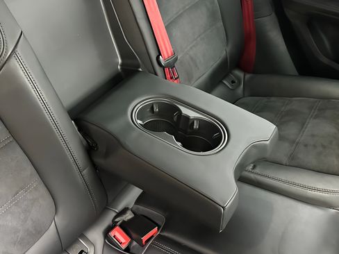 Used 2017 Porsche Macan GTS AWD/4WD image 29