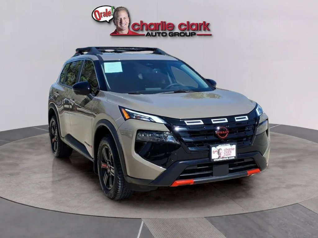 Used 2025 Nissan Rogue SV w/ Rock Creek Premium Package AWD/4WD image 8