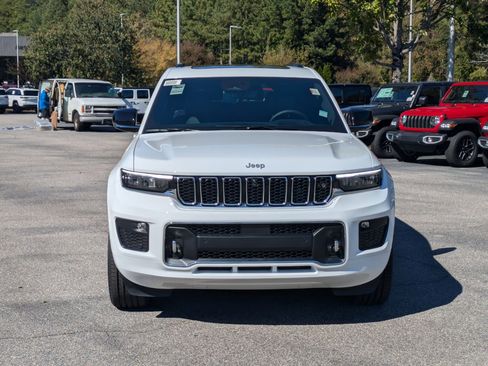 New 2025 Jeep Grand Cherokee L Overland w/ Advanced Protech Group III image 2