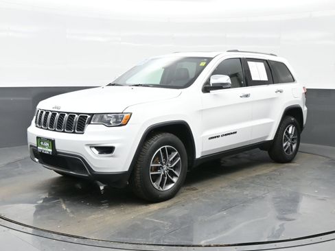 Used 2018 Jeep Grand Cherokee Limited image 2