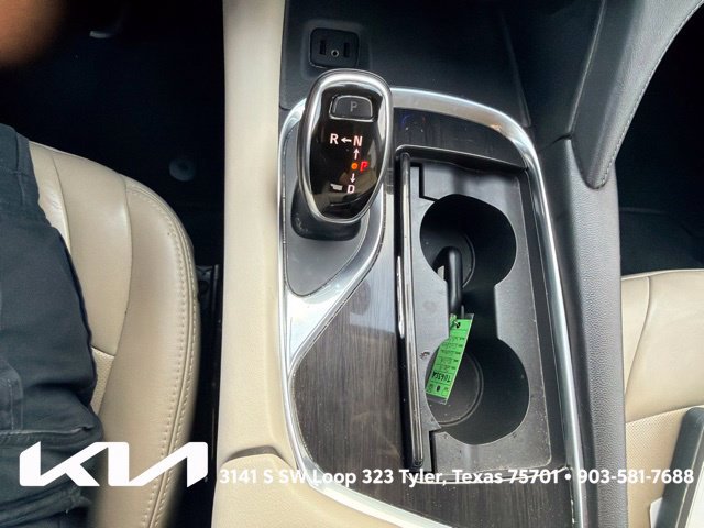 Used 2019 Buick Enclave Essence FWD image 21
