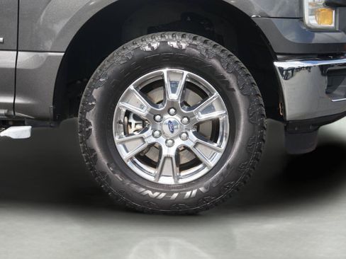 Used 2016 Ford F150 XLT w/ Equipment Group 302A Luxury AWD/4WD image 4