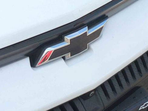 Used 2024 Chevrolet Equinox EV RS w/ Active Safety Package 3 image 31