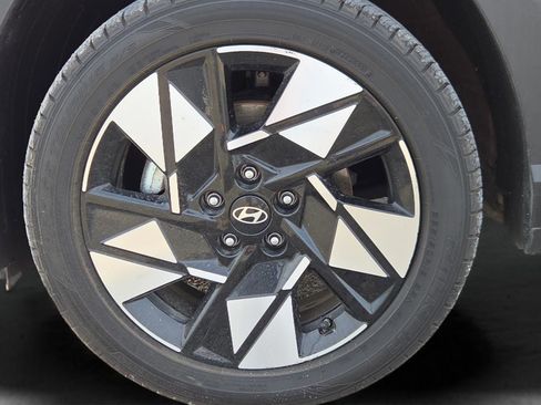 Used 2024 Hyundai Kona SEL image 33