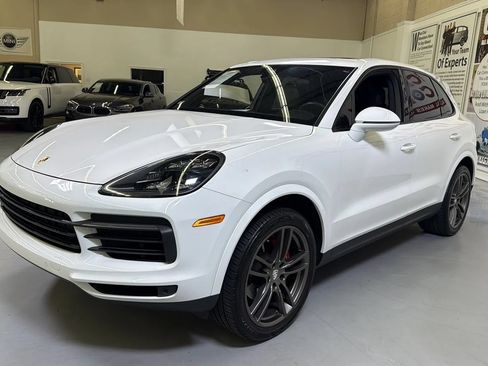 Used 2019 Porsche Cayenne AWD/4WD image 7