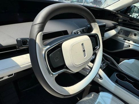 New 2024 Lincoln Nautilus Black Label image 15