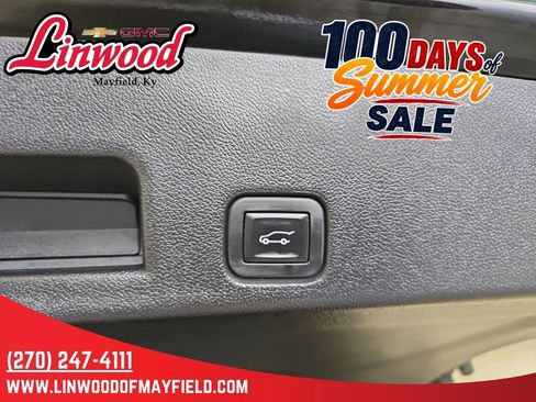 Used 2026 Chevrolet Traverse LT AWD/4WD image 14