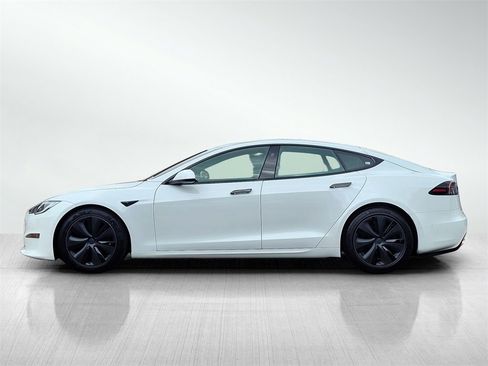Used 2022 Tesla Model S image 7