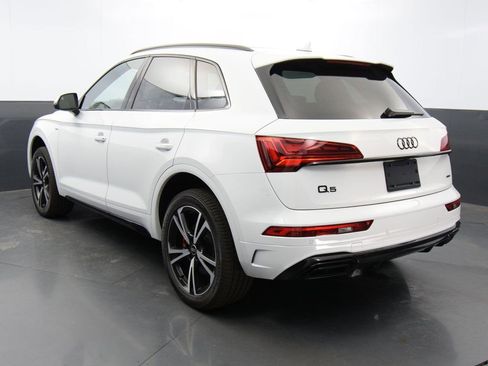 Certified 2025 Audi Q5 2.0T Premium Plus w/ Premium Plus Package image 3