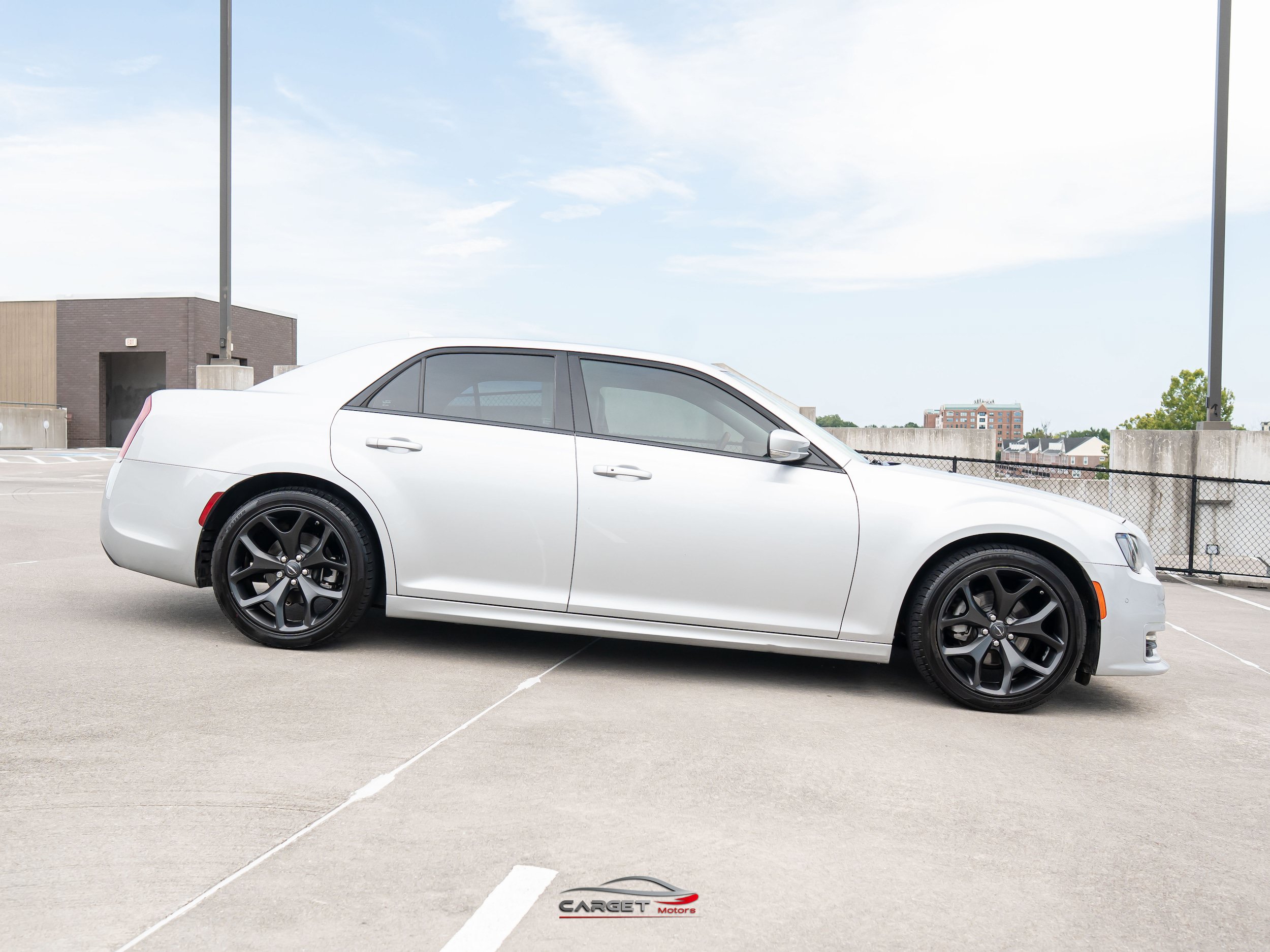 Used 2022 Chrysler 300 Touring L RWD image 8