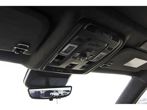 Used 2021 Cadillac Escalade Sport Platinum image 11