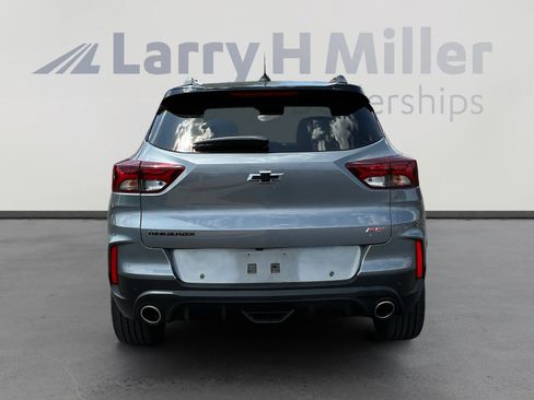 Used 2021 Chevrolet TrailBlazer RS w/ Sun and Liftgate Package FWD image 4