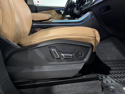 Used 2019 Audi Q8 Prestige image 42