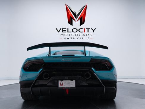 Used 2019 Lamborghini Huracan Performante AWD/4WD image 19