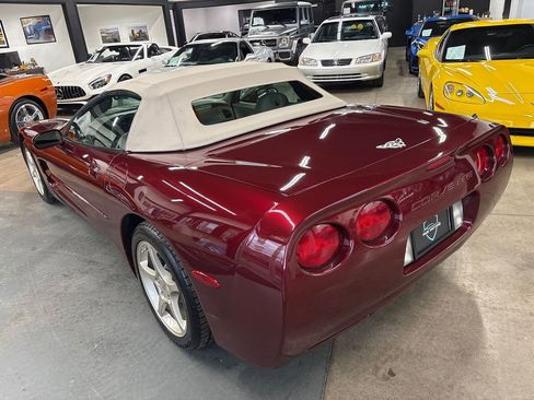 Used 2003 Chevrolet Corvette Convertible w/ Preferred Equipment Group1 image 7