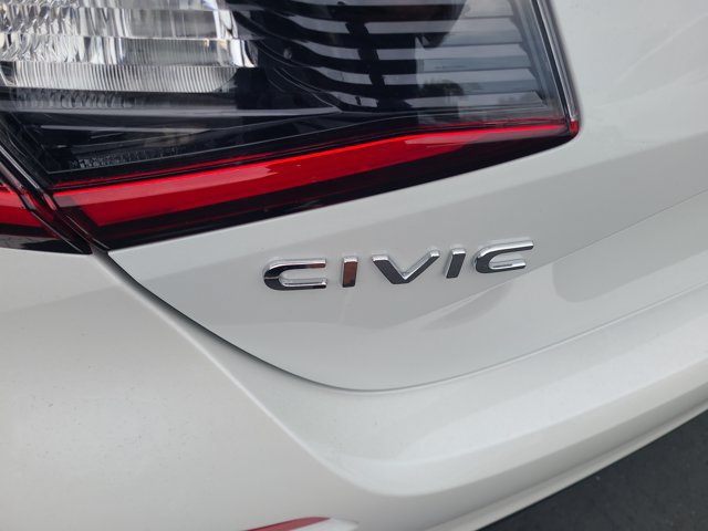 Used 2025 Honda Civic Sport image 5