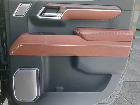 Used 2024 GMC Sierra 1500 Denali Ultimate image 40