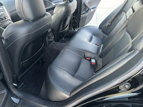 Used 2010 Lexus IS 250 RWD image 19
