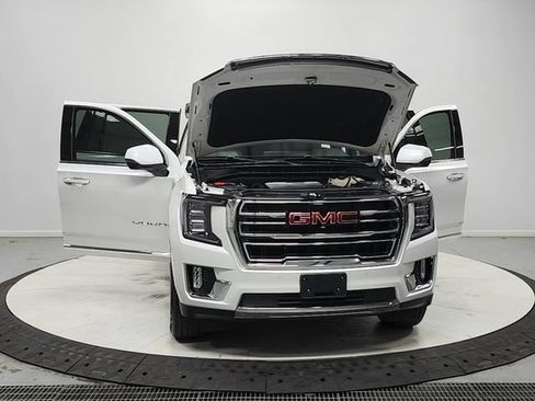 Used 2021 GMC Yukon XL SLT w/ SLT Premium Package RWD image 11