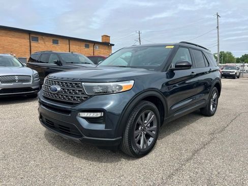 Certified 2024 Ford Explorer XLT w/ Equipment Group 202A AWD/4WD image 29