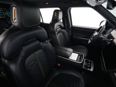 Used 2024 Rivian R1S Adventure image 23