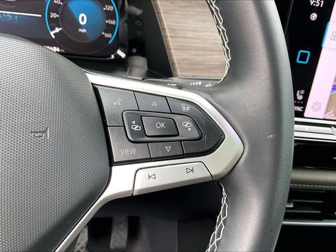 Certified 2024 Volkswagen Atlas SEL image 19