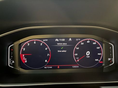 Certified 2025 Volkswagen Jetta GLI Autobahn w/ GLI Black Package image 21