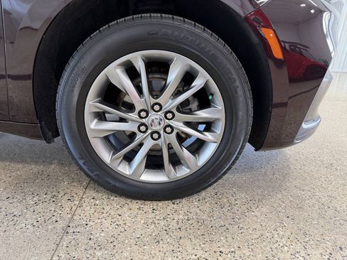 Used 2023 Buick Enclave Avenir AWD/4WD image 36