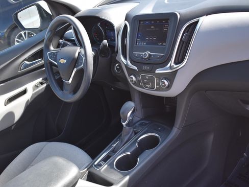 Used 2022 Chevrolet Equinox LT image 14