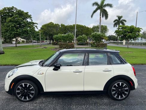 Used 2015 MINI Cooper S image 13