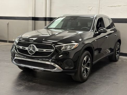 Certified 2025 Mercedes-Benz GLC 350e 4MATIC image 6
