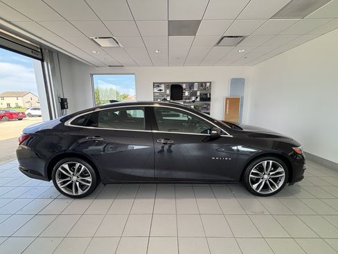 Used 2022 Chevrolet Malibu Premier FWD image 7