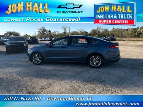 Used 2018 Ford Fusion SE w/ Fusion SE Technology Package image 5