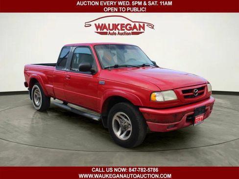 Used 2002 MAZDA B-Series Pickup 4x4 Cab Plus B3000 image 2