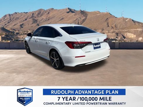 Used 2024 Honda Civic Touring image 4
