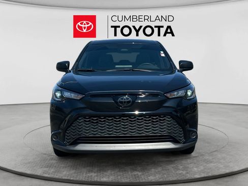 Used 2025 Toyota Corolla Cross AWD Hybrid image 8