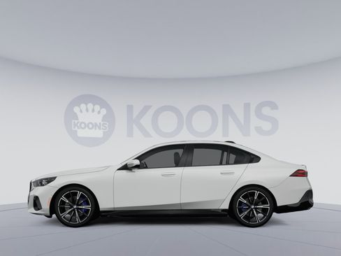 Used 2019 BMW 540i xDrive w/ M Sport Package AWD/4WD image 2