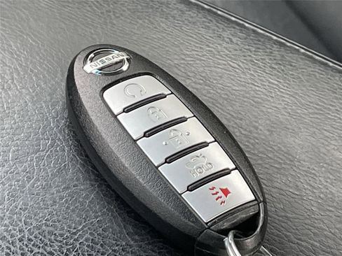 Used 2013 Nissan Altima 2.5 SL FWD image 24