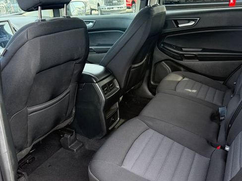 Used 2022 Ford Edge SE w/ Black Appearance Package image 18