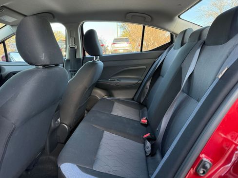 Used 2025 Nissan Versa SV image 25