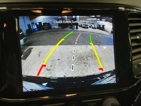 Used 2022 Jeep Grand Cherokee Limited AWD/4WD image 24
