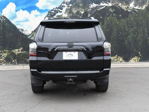 Used 2016 Toyota 4Runner SR5 Premium image 10