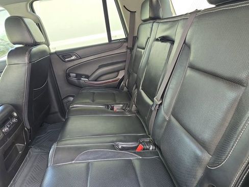 Used 2019 GMC Yukon SLE w/ SLE Value Package image 12