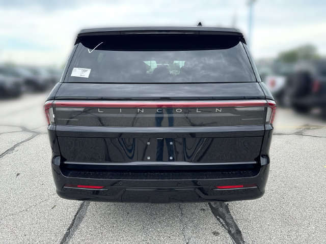 New 2027 Lincoln Navigator L Reserve AWD/4WD image 6