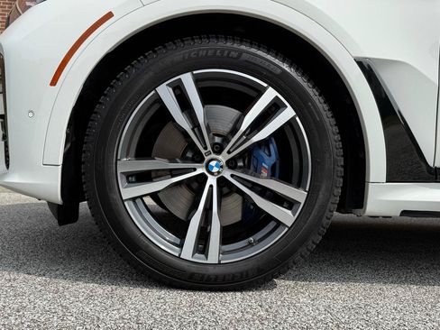 Used 2021 BMW X7 M50i AWD/4WD image 43