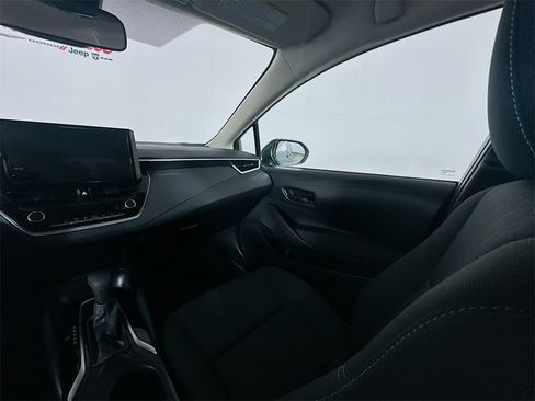 Used 2024 Toyota Corolla LE image 11
