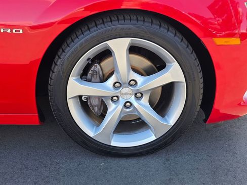 Used 2015 Chevrolet Camaro SS w/ RS Package RWD image 8