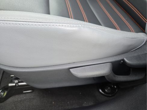 Used 2024 Nissan Kicks SR w/ SR Premium Package image 14